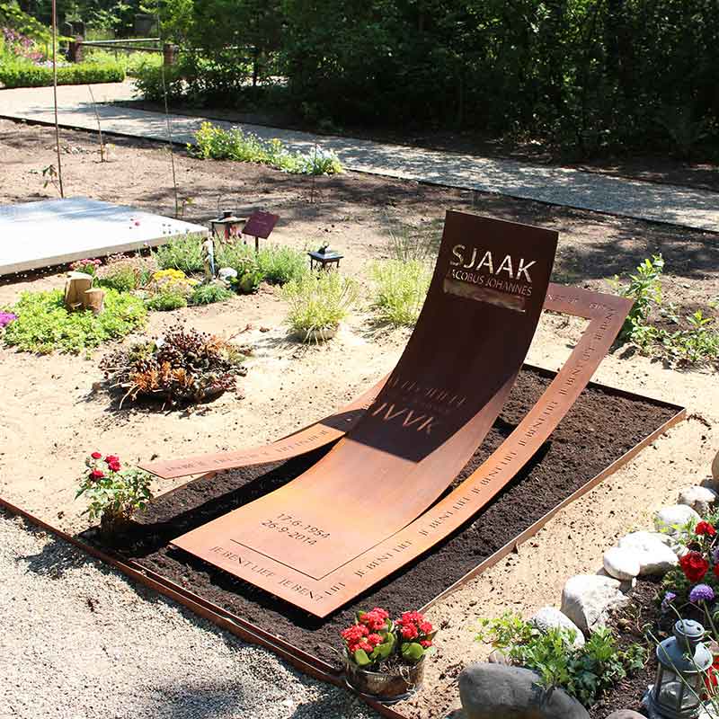 Grafmonument van Cortenstaal